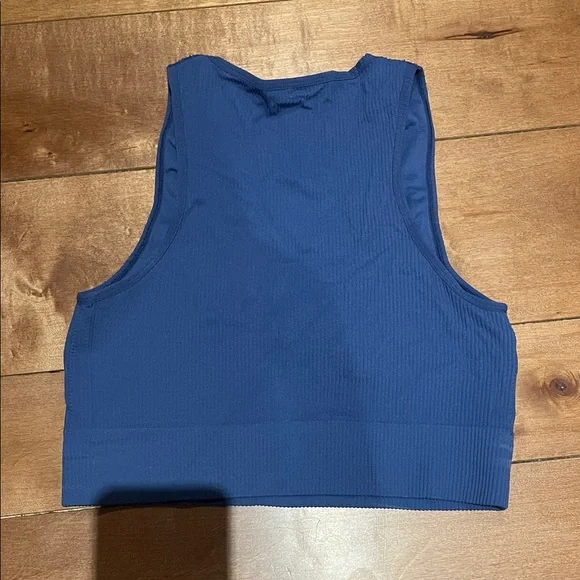 Garage Ribbed V-Neck Crop Tank - Blue - Picture 3 of 3